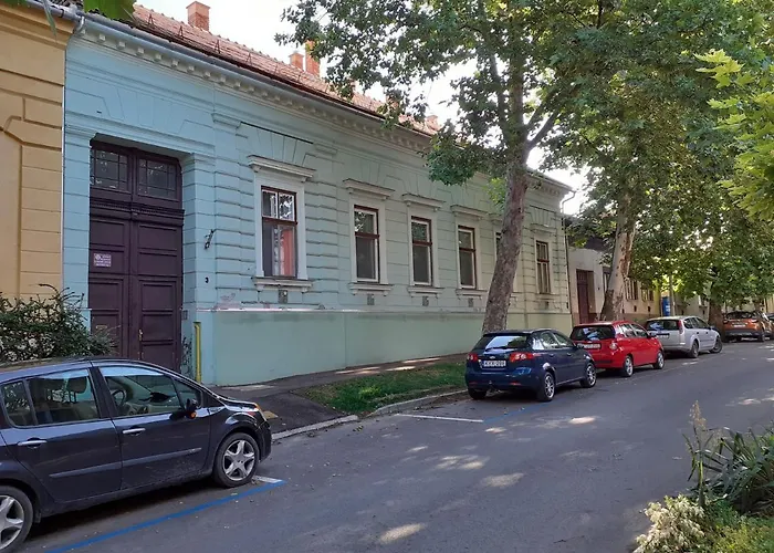 Hemnes 公寓 Kaposvár